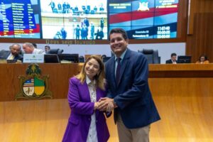 Deputado recém-empossado foi cassado de Conselho por faltar demais; entenda o caso