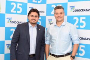 Deputado Neto Evangelista rebate críticas ao Governo