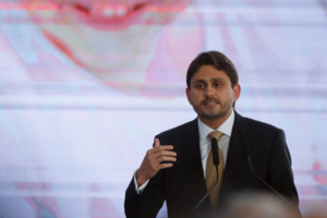Emenda de Juscelino Filho pagou própria empresa, diz Polícia Federal
