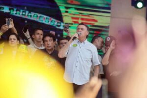 “É sinal que não tem pessoas decentes no Maranhão?!”, diz Bolsonaro sobre falta de apoio