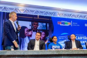 Neto Evangelista participa do lançamento do programa Cartão Transporte Universitário