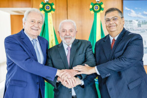 Flávio Dino se diz “feliz” com a escolha do ministro Ricardo Lewandowiski
