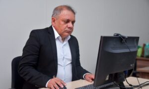 Chapa que elegeu Augusto Lobato quer presidência do PT de volta
