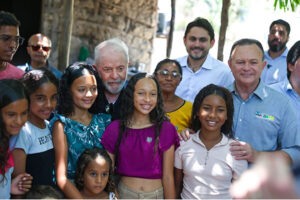 Lula e os quilombolas de Alcântara