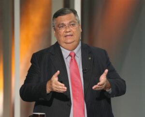 Dino é alvo da comissão de segurança pública da Câmara
