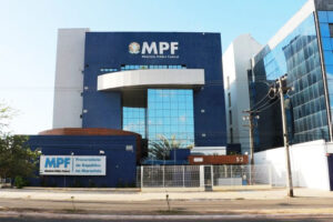 Polícia Federal apreende material de campanha em Imperatriz