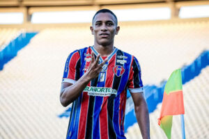 Maranhão goleia Águia de Marabá com hat trick de Felipe Cruz
