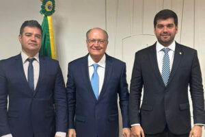 Marreca Filho e o secretário Júnior Marreca cumprem agenda em Brasília