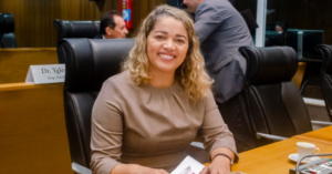 Deputada Mical deve ter acesso livre na Assembleia, mesmo sem ser vacinada