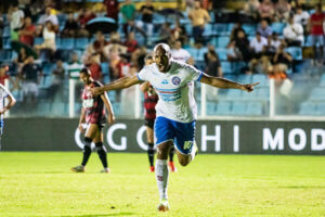 Moto é goleado pelo Bahia no Nhozinho Santos na Copa do Brasil