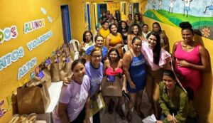 Projeto de Osmar Filho faz entrega de enxoval às mães e futuras mamães em São Luís