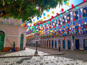Pressionado e alvo de críticas, governo anuncia programação no Centro Histórico de São Luís e bandeirinhas por mais 60 dias