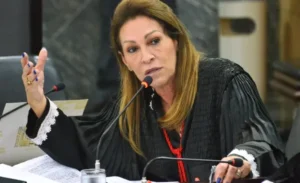 CNJ condena e afasta Nelma Sarney por dois anos