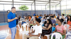 Neto Evangelista encerra temporada de aulões do Aprova São Luís com recorde de inscrições