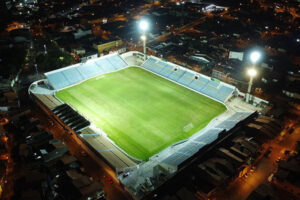 Estádio Nhozinho Santos é liberado para jogos do Campeonato Brasileiro