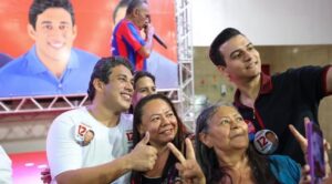 Lei de combate à violência contra a mulher, de iniciativa de Osmar Filho, completa um ano