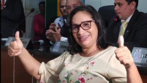 Após exoneração em massa, Paula Azevedo nomeia parentes em Paço do Lumiar