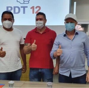 Professor Cavalcante agora é do PDT
