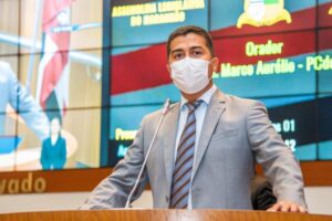 Deputado volta defender bonificação de maranhenses na UFMA