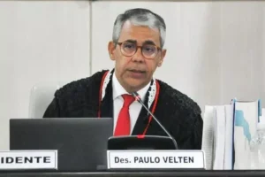 Paulo Velten abre processo administrativo contra ex-servidores por suspeita de corrupção
