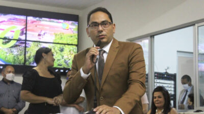 No apagar das luzes, Assis Ramos nomeia 182 pessoas de um concurso de 2019 em Imperatriz; um dos nomeados é seu parente