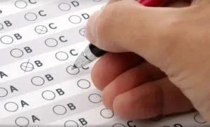 Abertas inscrições para concurso com 100 vagas e salário até R$ 2.210 na Prefeitura de Vargem Grande