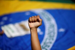 TSE divulga percentuais de candidaturas femininas e raciais: PCdoB e PL lideram em diversidade