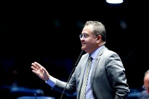 Roberto Rocha não conseguiu ir para o mesmo partido de Bolsonaro