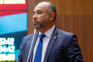 Roberto Costa critica reajuste de emendas pleiteado por deputados