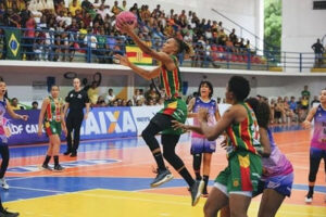 Sampaio Basquete anuncia o retorno da ala Raphaella Monteiro