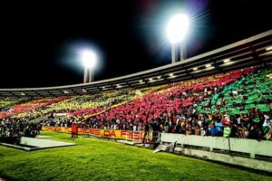 Sem trabalho de base, Sampaio escreve página triste em nosso futebol