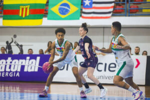 Sampaio Basquete bate Blumenau e conquista a 15ª vitória na LBF