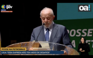 Aposta no esquecimento do povo!!! Lula ignora rombo e diz que Lava Jato tentou destruir a Petrobras