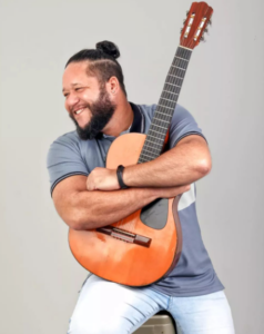 Morre o cantor e compositor Carlos Berg