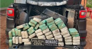 Polícia apreende 59 kg de crack em fundo falso de veículo em Grajaú
