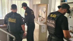 Homem é preso após se masturbar e ejacular em vendedora de loja no João Paulo