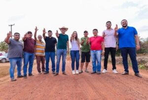 Prefeito Luciano, Dra. Thaíza, secretários e vereadores vistoriam obras na zona rural de Pinheiro
