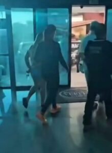 Influencer presa recebia R$ 250 mil por semana para divulgar ‘Jogo do Tigre’, diz delegado