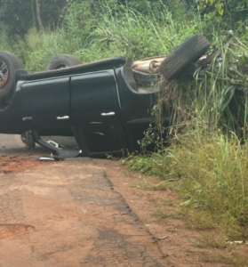 Vídeo: Lahesio Bonfim sofre acidente e capota carro