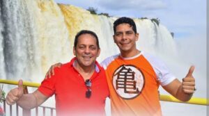 Querendo esconder o pai? Paulinho deixa o sobrenome Marinho para trás em tentativa de reforçar sua imagem