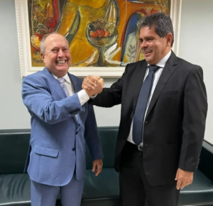 Brandão nomeia Danilo Castro novo PGJ; Nicolau comemora