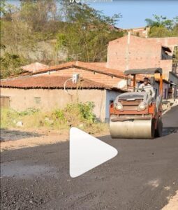 Em resposta a oposição soberba derrotada: Asfaltamento a todo vapor em Caxias… Assistam aos vídeos!!!
