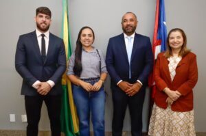 Roberto Costa em diálogo constante com Prefeitos eleitos e reeleitos