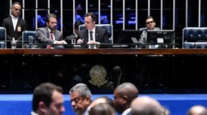 Projeto propõe no Senado fim da reeleição para todos os cargos eletivos