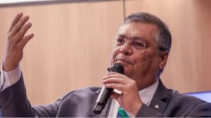 Felipe Camarão vai assumir o comando do Estado após nova viagem de Brandão