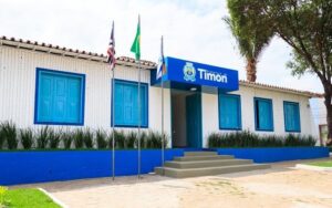 Cantor João Gomes arrasta multidão em arraial promovido pela Prefeitura de Turilândia