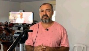 Determinado afastamento de Secretário de Agricultura de Carolina