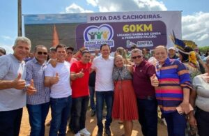 Rigo assina ordem de serviço para reconstrução da estrada Rota das Cachoeiras