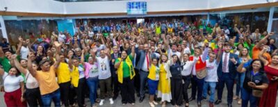 A pedido da presidente Iracema Vale e Roberto Costa, Assembleia homenageia agentes comunitários de saúde e de combate a endemias