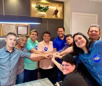 Veja Agora: Carlos Figueiredo amplia base política com apoio de Fufuca, Jerry e líderes regionais para Prefeitura de SJB